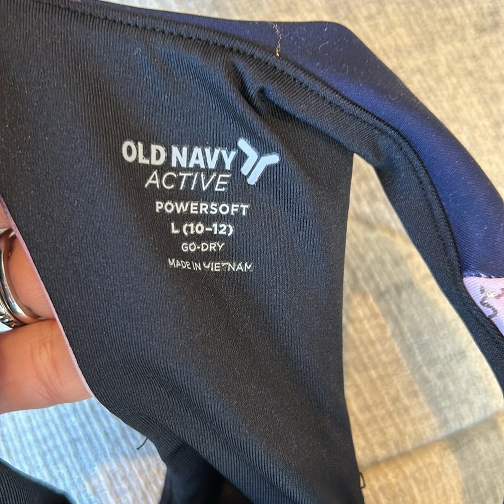 Yoga sports bra tank top and matching pants - Picture 4 of 9